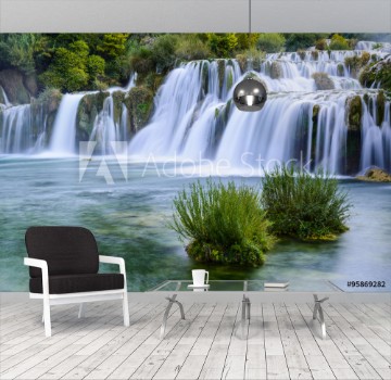Bild på Waterfalls in Krka National Park Croatia
